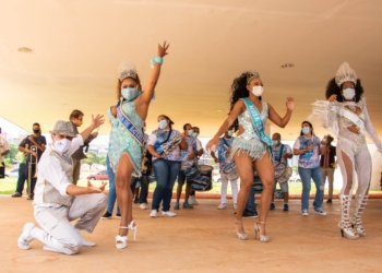 Vai ter carnaval sim! Liga carnavalesca comanda folia no Distrito Federal através de lives