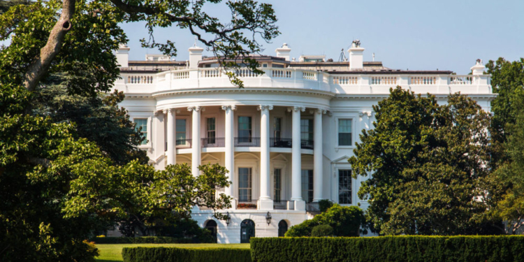Casa Branca declara que irá facilitar a entrada de imigrantes legais nos Estados Unidos