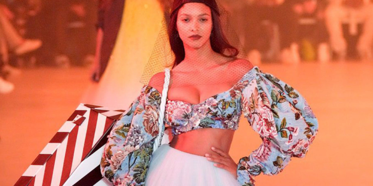 Supermodelos brasileiras brilham em desfile-tributo a Virgil Abloh da grife Off-White