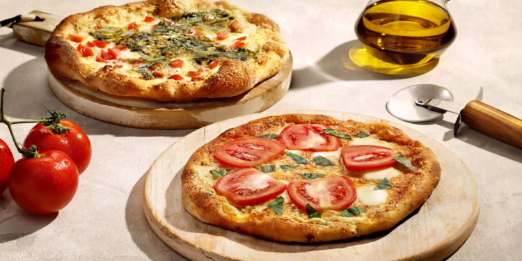 Abbraccio lança pizza vegetariana e tamanhos individuais nos restaurantes e no delivery