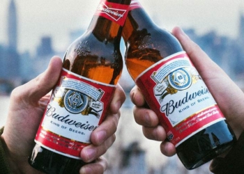 Budweiser leva o Lollapalooza para Brasília com transmissão especial no Conic