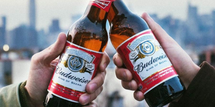 Budweiser leva o Lollapalooza para Brasília com transmissão especial no Conic