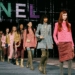 Assista ao desfile da coleção inverno 2022 da Chanel