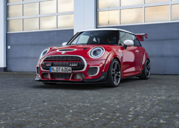 MINI John Cooper Works está de volta após 10 anos sem disputar a prova de Nürburgring