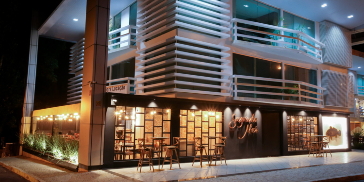 Experiência gastronômica: Sagrado Mar promove jantar harmonizado com Fox Wines