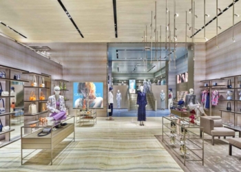 Giorgio Armani reabre loja icônica em Los Angeles