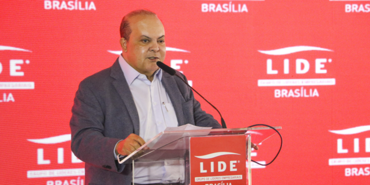 LIDE: Governador Ibaneis Rocha fala sobre reponsabilidade social em seu governo