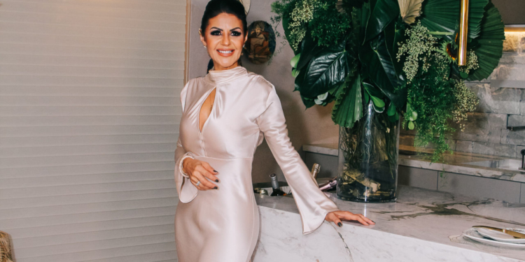 Arquiteta Eliene Lucindo apresenta o espaço Feeling na mostra Mainline