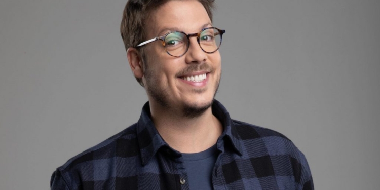 “Histórias do Porchat”: novo show de Stand-Up do artista chega em Brasília