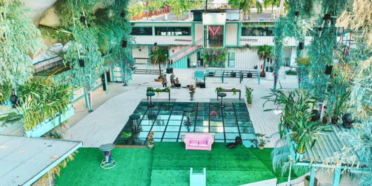 Novidade na capital! Venicce Beach abre as portas com a presença do DJ alemão Monolink