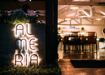 Almería promove Sarau Cultural às quartas-feiras, com curadoria do maestro Thiago Francis