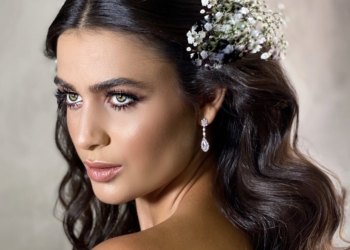 Cabeleireiro Ricardo Maia promove desfile de penteados e maquiagens em Brasília, no dia 28 de julho