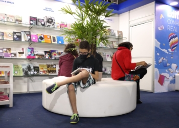A Feira do Livro de Brasília 2022 acontece até 26 de junho, no Complexo Cultural da República