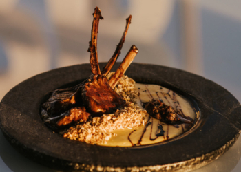 Torre de TV: gastrobar Mezanino apresenta novo cardápio