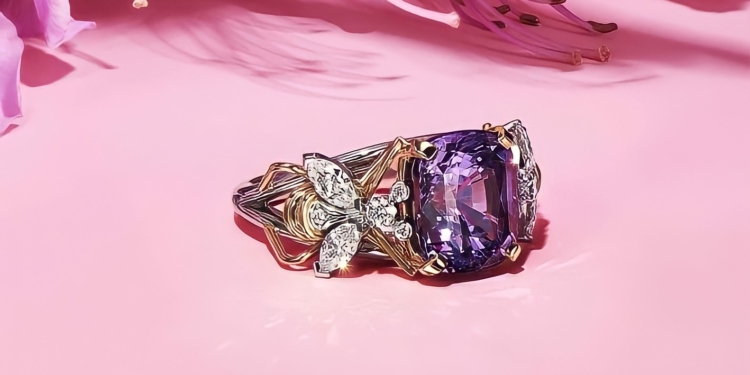 “Botanica: Blue Book 2022”: Tiffany & Co. lança nova linha de joias