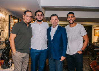 Queijos, vinhos e obras de arte: Marchand Antonio Aversa comemora aniversário em petit comité