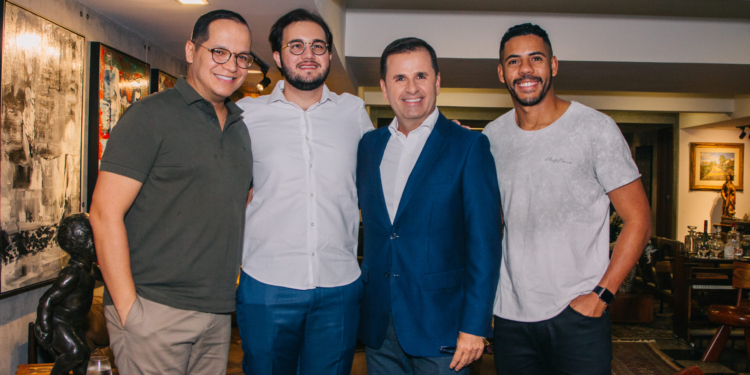 Queijos, vinhos e obras de arte: Marchand Antonio Aversa comemora aniversário em petit comité