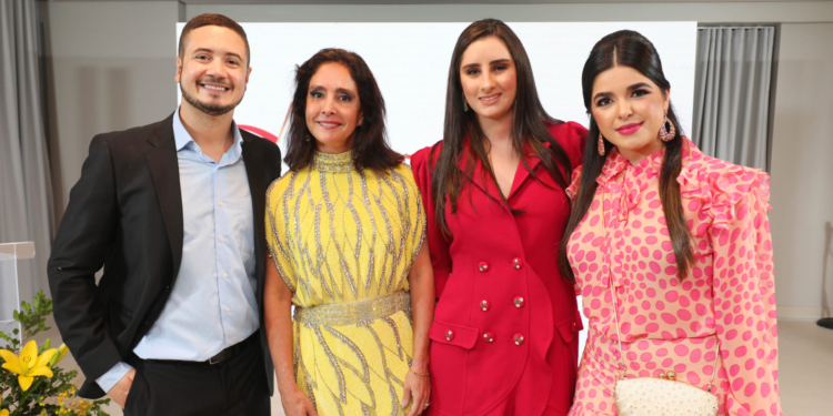 CV Reumatologia abre segunda unidade em noite para convidados