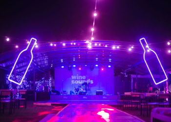 São mais de 50 rótulos de vinhos disponíveis para apreciar no Wine Sounds