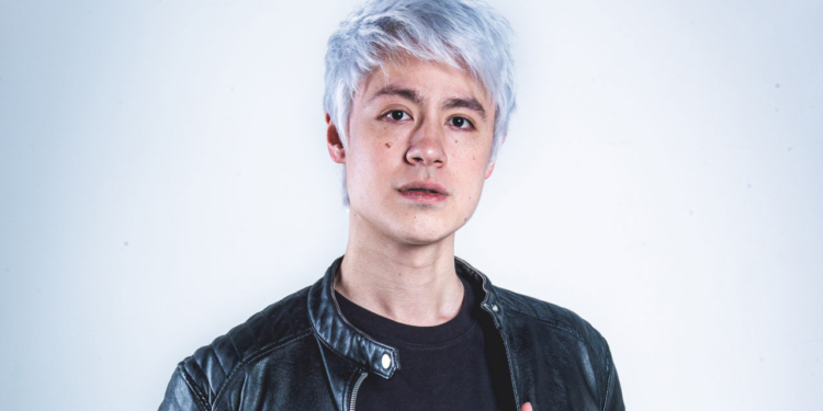 DJ Liu, de São Paulo, se apresenta no Mezanino nesta quinta-feira (15)