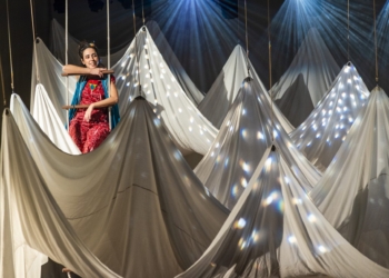 Festival Dulcina retorna à cena teatral com espetáculos de todo o país. Veja a programação