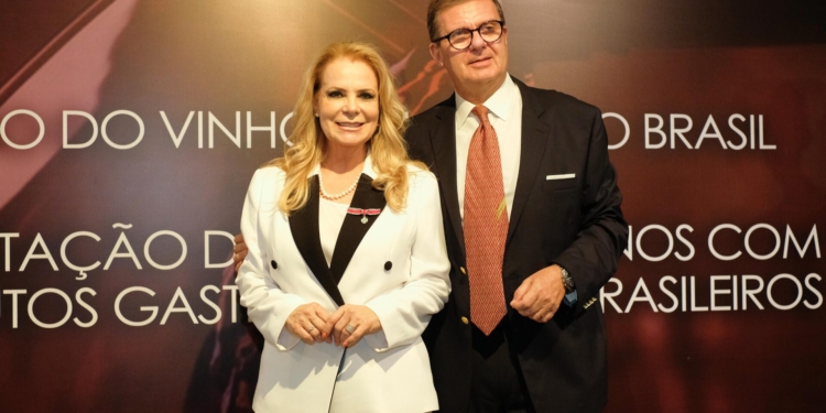 4ª edição do Vini D’Italia reúne importadoras e amantes de vinhos na Península da Itália