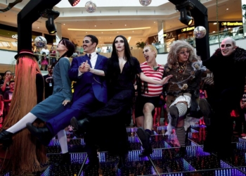 Halloween: ParkShopping monta espaço aterrorizante na Praça Central para diversão