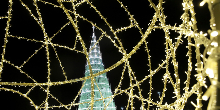 Noel desembarca no London Christmas do ParkShopping nesta terça-feira