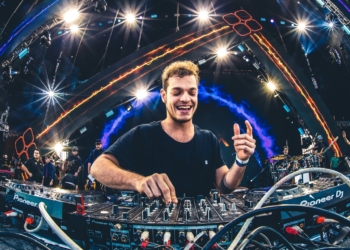 Bhaskar faz show no aniversário de 1 ano do Mezanino Gastrobar nesta sexta-feira