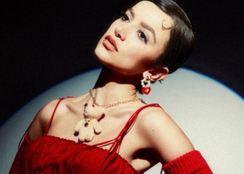 Manu Gavassi desembarca em Brasília com a turnê “Eu só quero ser normal”