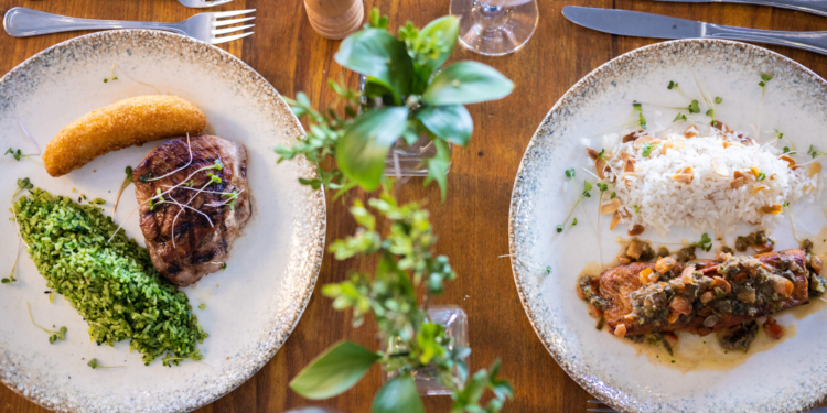 Restaurante Zeh Gastronomia Coeva lança menu executivo em três etapas