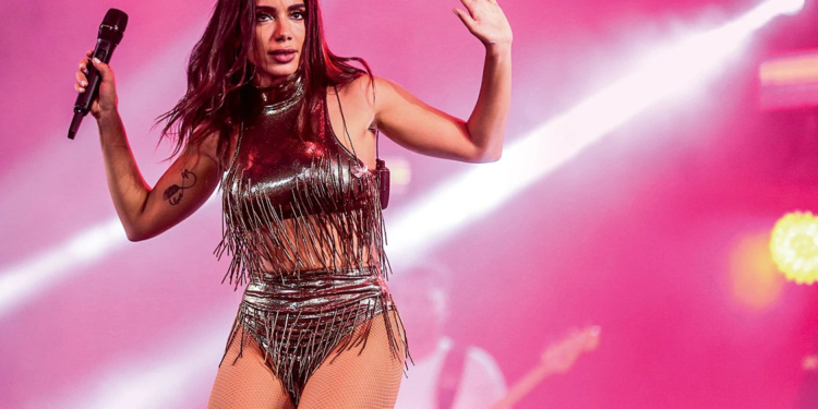 “Ensaios da Anitta”. Projeto da cantora desembarca no complexo Na Praia pela primeira vez
