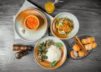 Chef Diego Koppe: Escola de gastronomia no DF oferece jantar em três etapas com preparo ao vivo