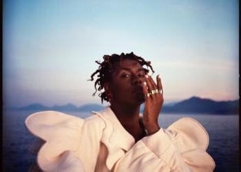 ‘Indigo Borboleta Anil’: Liniker faz show neste sábado no Ulysses Guimarães