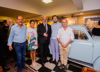 Mercato Galeria & Design abre exposição “Kombi Nação, o retorno da Van Filosofia”