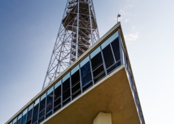 60 mil visitantes: Mezanino Gastrobar celebra 1 ano de inauguração no rooftop da Torre de TV de Brasília