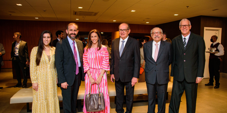 Gilmar Mendes é palestrante convidado em evento para juristas e empresários em Brasília