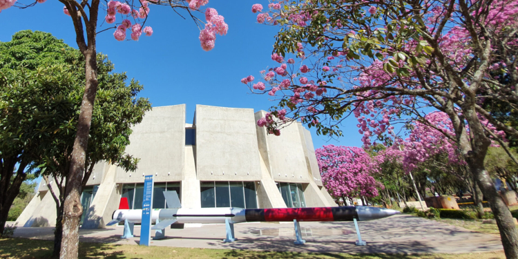 Planetário de Brasília recebe Colônia de Férias