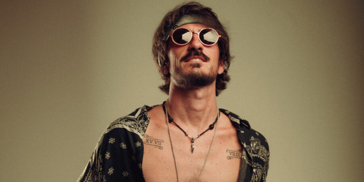 Cazuza in Concert: show gratuito terá banda cover do artista com orquestra sinfônica na capital