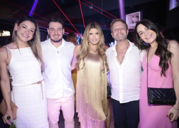 Mezanino Gastrobar celebra o Ano Novo com turistas e brasilienses