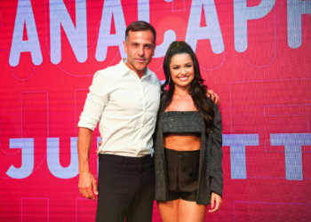 Arezzo&Co apresentou coleções de inverno das marcas do grupo com time de celebridades em São Paulo