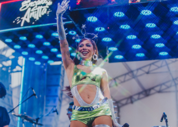 Na Praia: “Ensaios da Anitta” reúne 15 mil fãs em Brasília