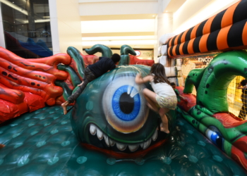 Diversão na galáxia! Taguatinga Shopping anima as férias da criançada com parque Galaxy Adventure Kids