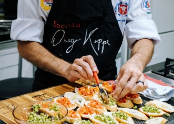 Da entrada à sobremesa: escola de gastronomia em Brasília ensina a preparar um jantar completo em 3 horas