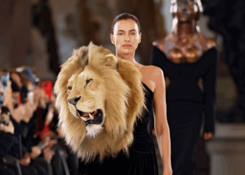 Paris: Schiaparelli abre semana de alta-costura primavera/verão com looks polêmicos