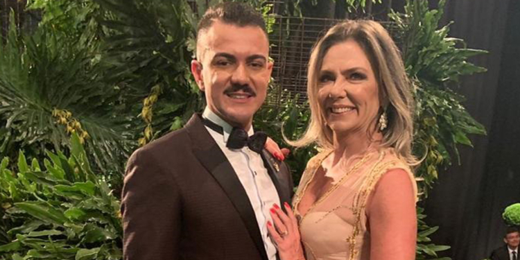 Relações Públicas Tiago Correia e Márcia Veríssimo recebem convidados brasilienses nas festas de Carnaval do Rio