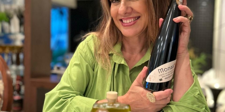 Piselli Brasília recebe experiência gastronômica com azeites comandada pela chef Leninha Camargo