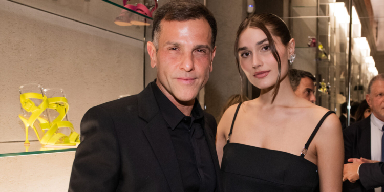 Collab: Alexandre Birman X Antonia lançam coleção em Milão com a presença de Sasha Meneghel