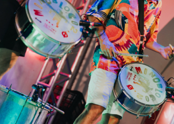 Grupos Fica Comigo e Monobloco agitam o fim de semana de carnaval no Bothanic Brasília