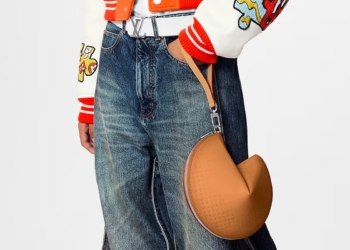 Louis Vuitton lança bolsa em formato de Biscoito da Sorte